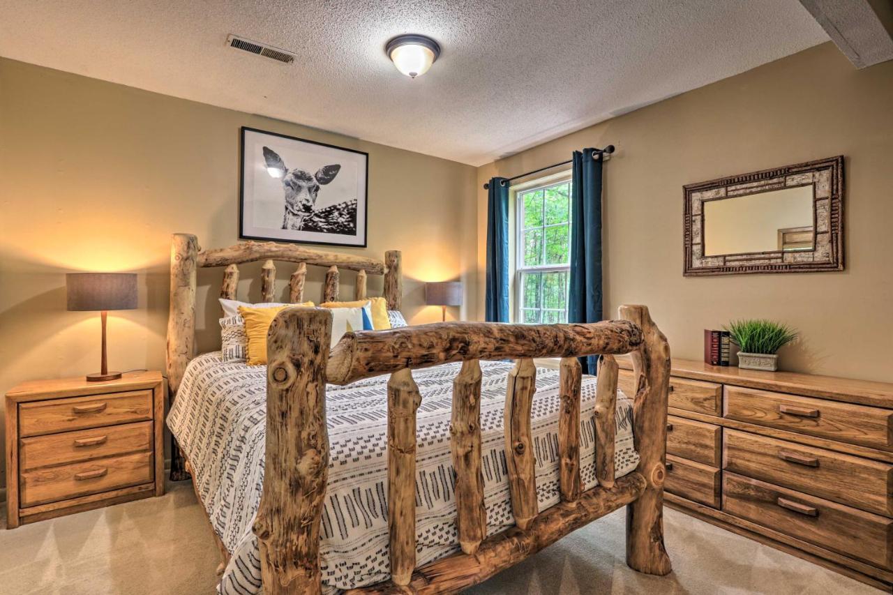 Villa Gatlinburg Escape with Hot Tub, Deck&Mtn View Exterior foto